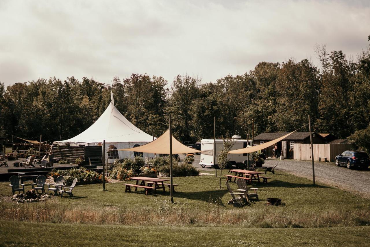 Hotel Firelight Camps Ithaca Exterior foto