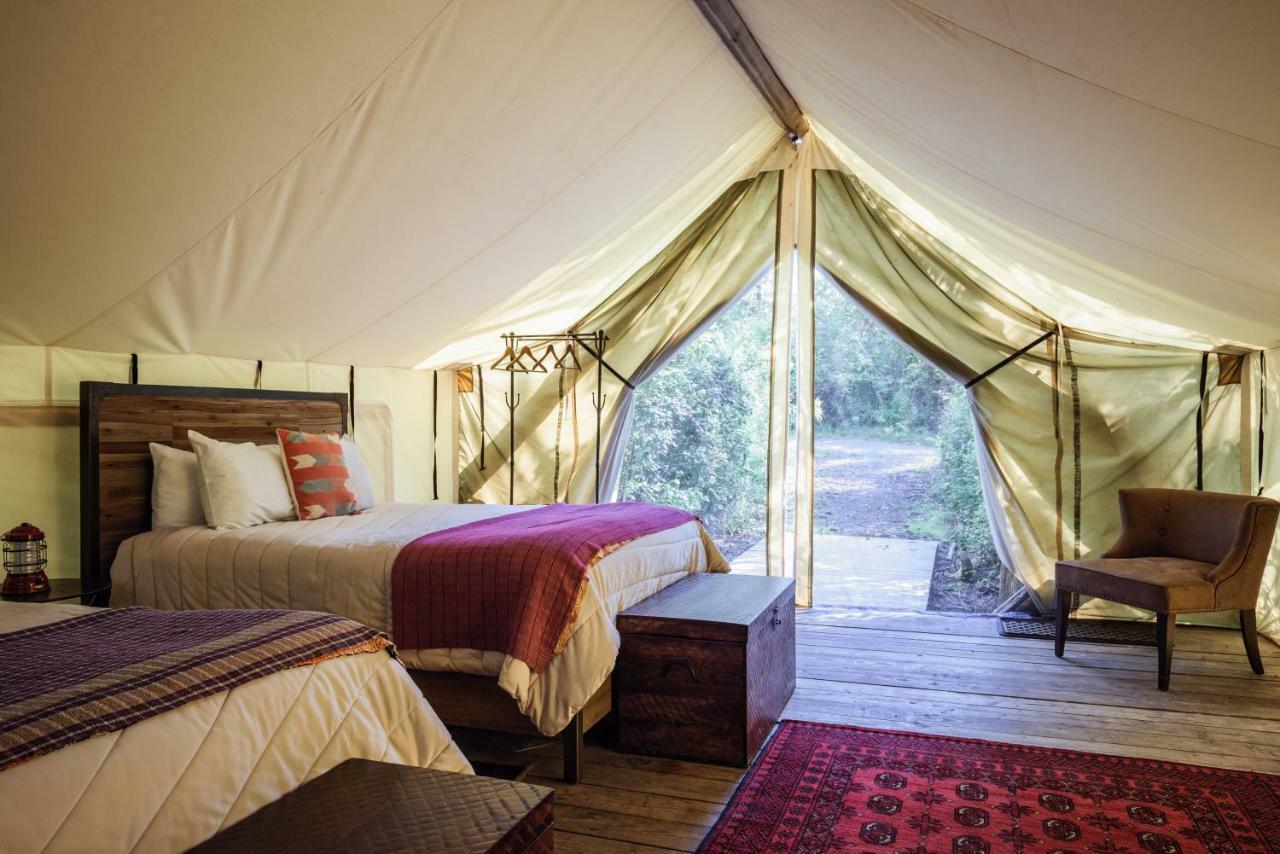 Hotel Firelight Camps Ithaca Exterior foto